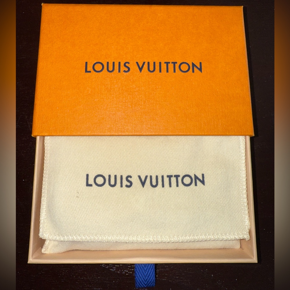 Louis Vuitton Monogram key holder - Picture 3 of 10